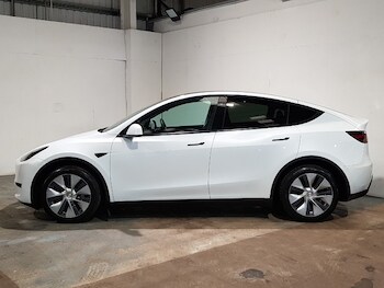 Used Tesla Model Y 2022 for sale - 77689880: Photo