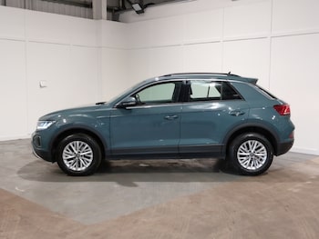 Used Volkswagen T-Roc 2022 for sale - 78766443: Photo