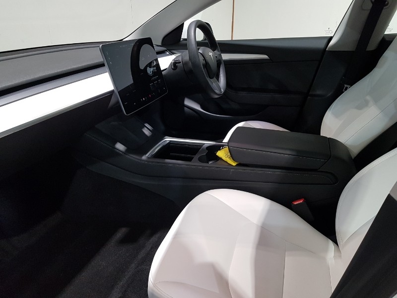 Used Tesla Model 3 2021 for sale - 77392799: Photo 5