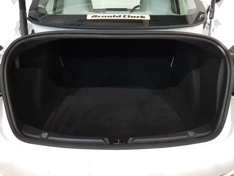 Used Tesla Model 3 2021 for sale - 77392799: Photo 8