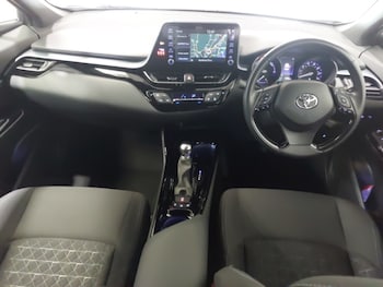 Used Toyota C-HR 2020 for sale - 78515721: Photo