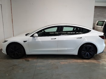 Used Tesla Model 3 2024 for sale - 75558223: Photo
