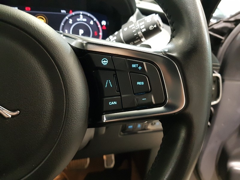 Used Jaguar F-Pace 2020 for sale - 77183828: Photo 15