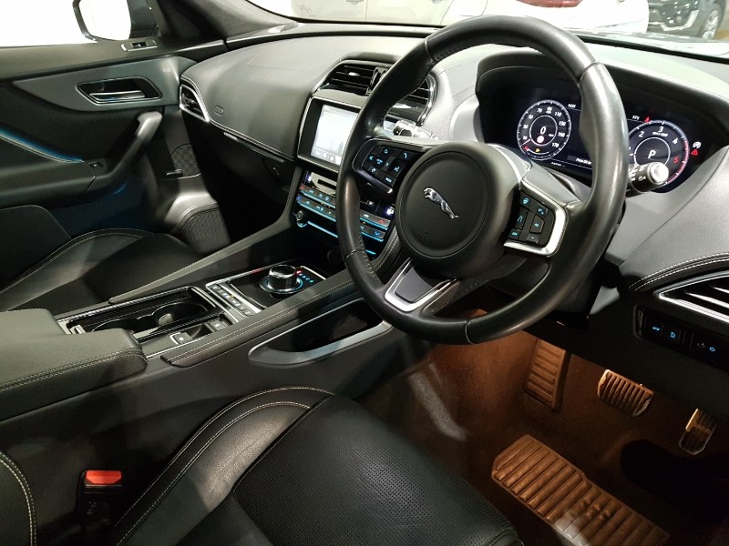 Used Jaguar F-Pace 2020 for sale - 77183828: Photo 16