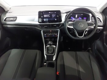 Used Volkswagen T-Roc 2023 for sale - 78861140: Photo