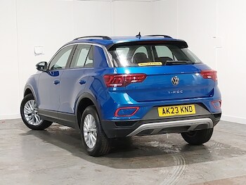 Used Volkswagen T-Roc 2023 for sale - 78861140: Photo