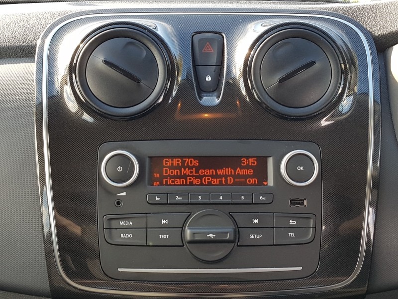 Used Dacia Sandero 2017 for sale - 76493563: Photo 11