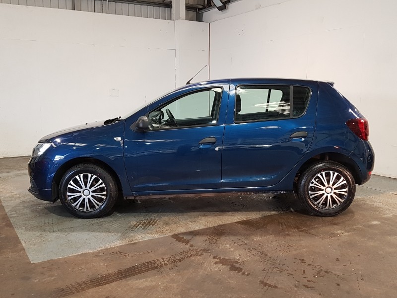 Used Dacia Sandero 2017 for sale - 76493563: Photo 4