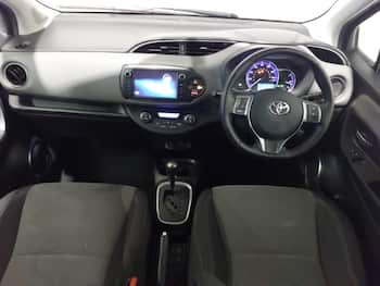 Used Toyota Yaris 2016 for sale - 79594693: Photo