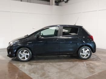 Used Toyota Yaris 2016 for sale - 79594693: Photo