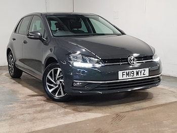 Used Volkswagen Golf 2019 for sale - 77922319: Photo