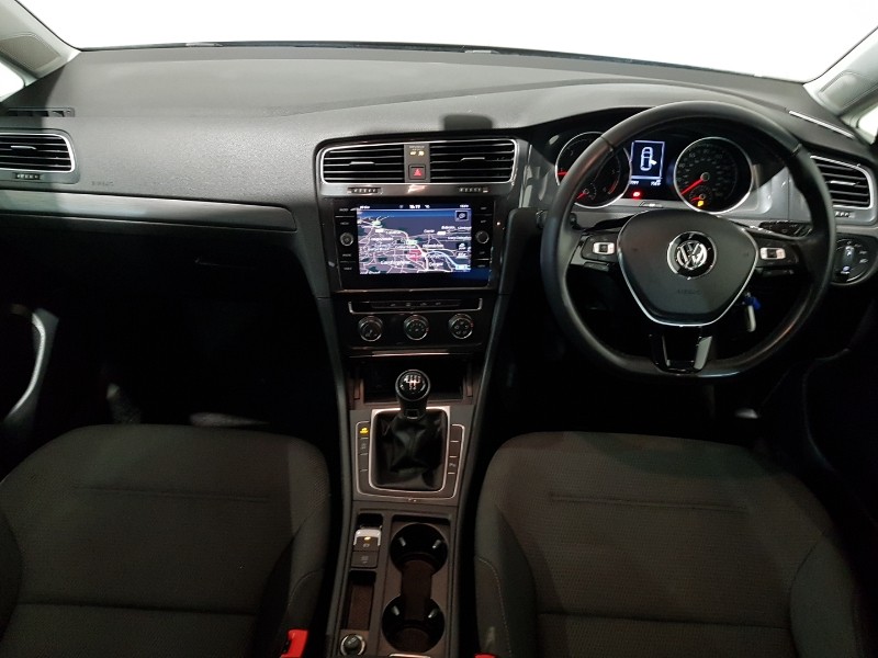 Used Volkswagen Golf 2019 for sale - 77922319: Photo 2