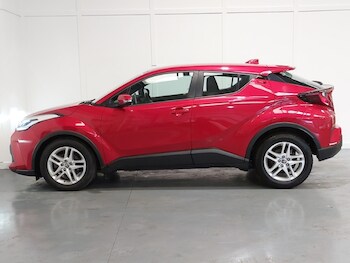 Used Toyota C-HR 2023 for sale - 78269538: Photo
