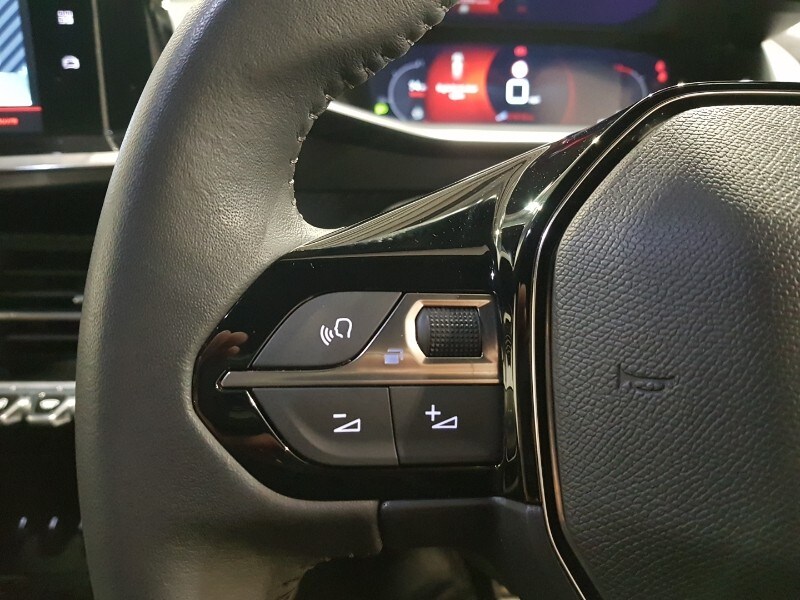 Used Peugeot 2008 2023 for sale - 77596057: Photo 14