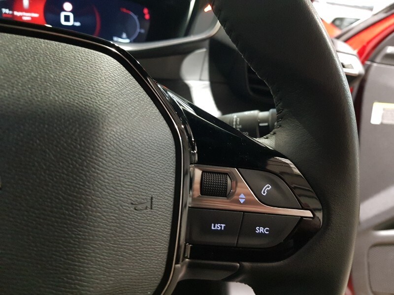 Used Peugeot 2008 2023 for sale - 77596057: Photo 15