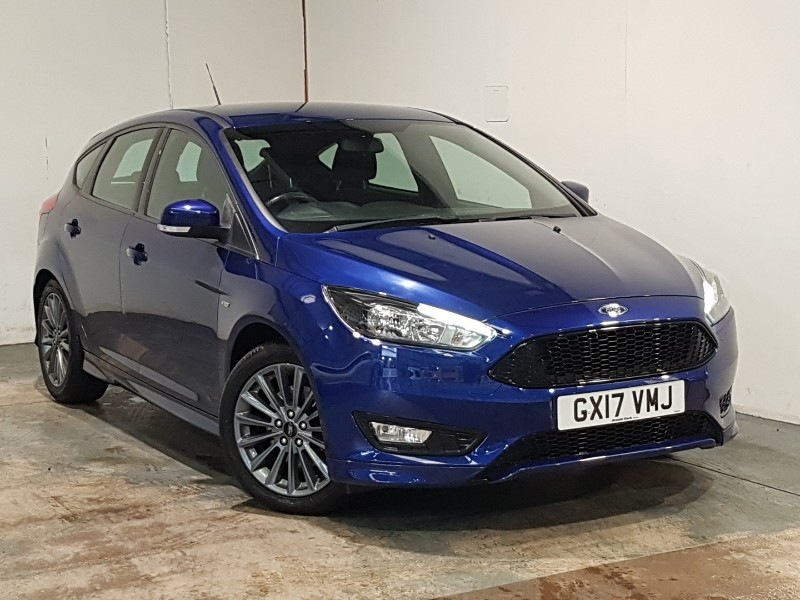 Used Ford Focus 2017 for sale - 76103646: Photo 1