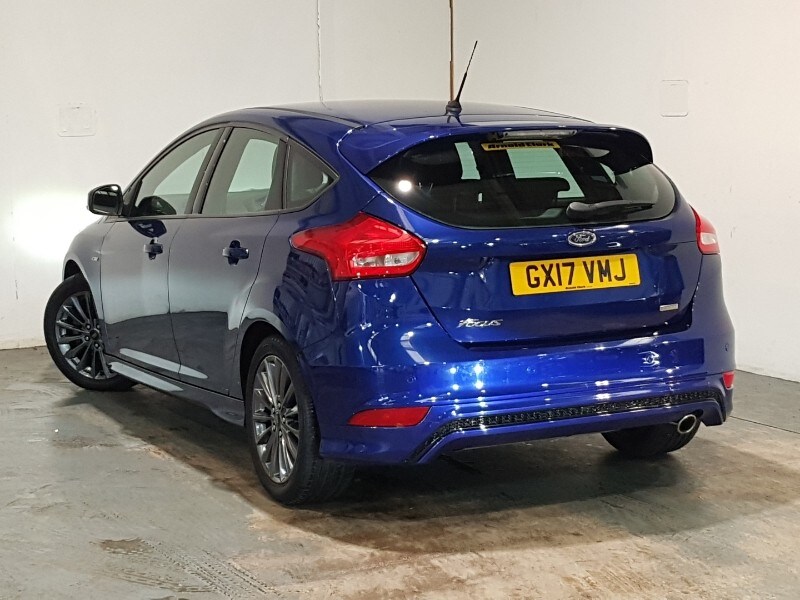 Used Ford Focus 2017 for sale - 76103646: Photo 3