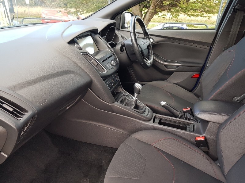 Used Ford Focus 2017 for sale - 76103646: Photo 5