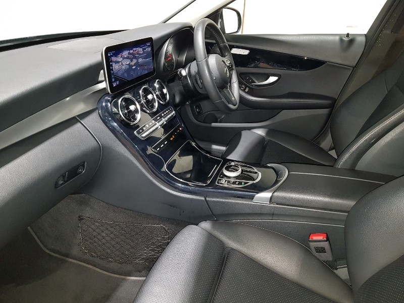 Used Mercedes-Benz C Class 2018 for sale - 77300036: Photo 5