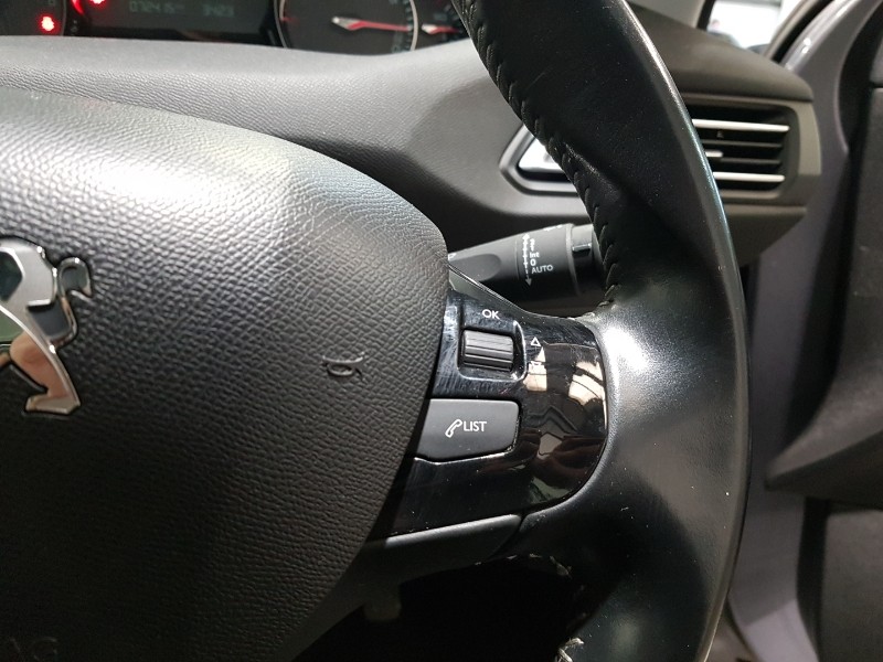 Used Peugeot 308 2018 for sale - 77956692: Photo 15