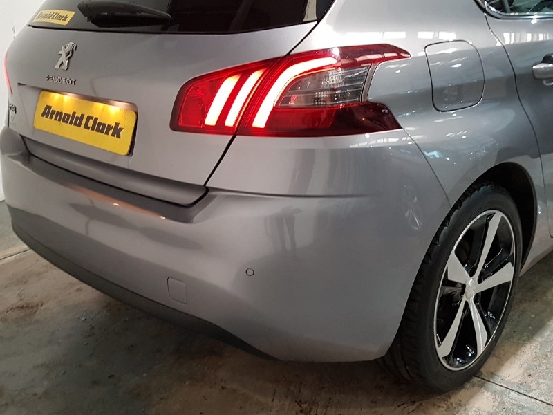 Used Peugeot 308 2018 for sale - 77956692: Photo 19