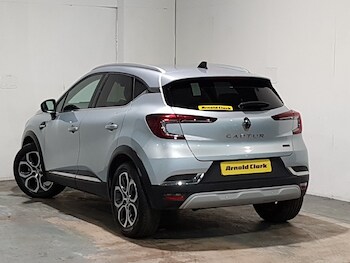 Used Renault Captur 2023 for sale - 77596053: Photo