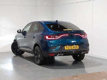 Used Renault Arkana 2023 for sale - 78230179: Photo