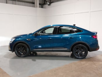 Used Renault Arkana 2023 for sale - 78230179: Photo