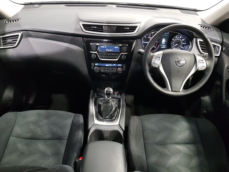 Used Nissan X-Trail 2017 for sale - 77214136: Photo 2