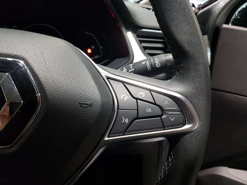 Used Renault Captur 2023 for sale - 76834236: Photo 15