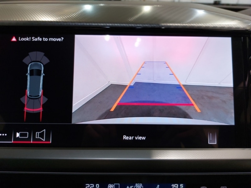 Used Audi Q4 e-tron 2025 for sale - 78066007: Photo 13