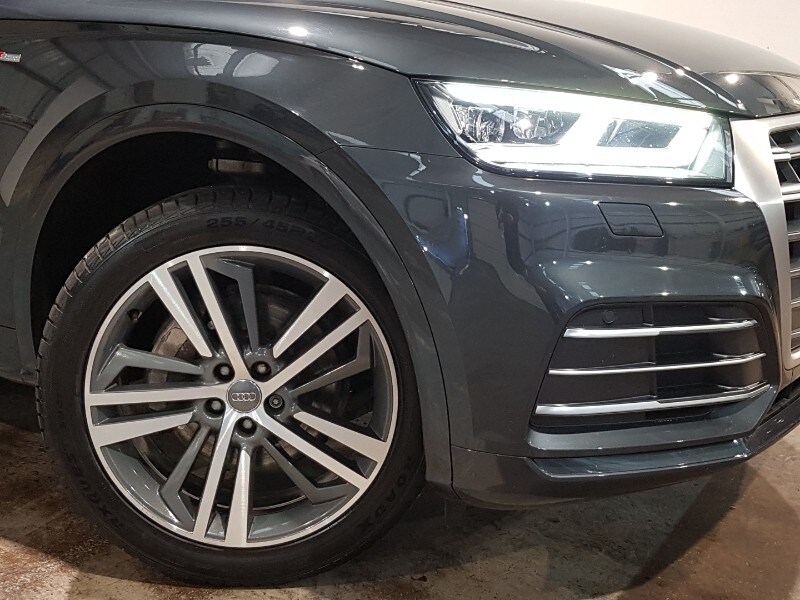 Used Audi Q5 2017 for sale - 76613960: Photo 9