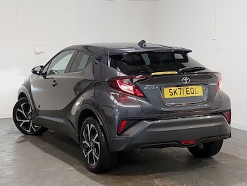 Used Toyota C-HR 2021 for sale - 79523005: Photo
