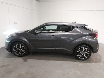 Used Toyota C-HR 2021 for sale - 79523005: Photo
