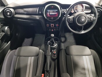 Used MINI Hatch 2018 for sale - 77503230: Photo