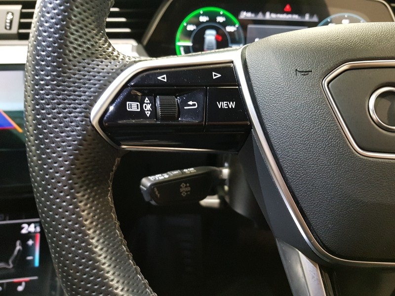 Used Audi e-tron 2022 for sale - 78033099: Photo 14