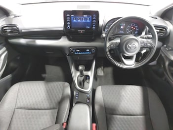 Used Toyota Yaris 2021 for sale - 79517521: Photo