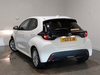 Used Toyota Yaris 2021 for sale - 79517521: Photo