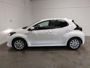 Used Toyota Yaris 2021 for sale - 79517521: Photo