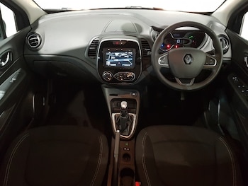 Used Renault Captur 2019 for sale - 77605594: Photo