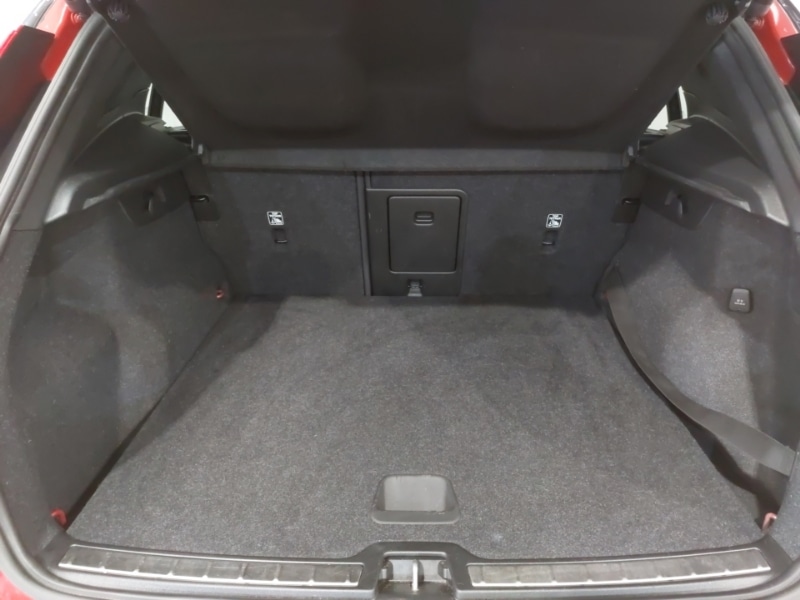 Used Volvo XC40 2020 for sale - 78126543: Photo 8