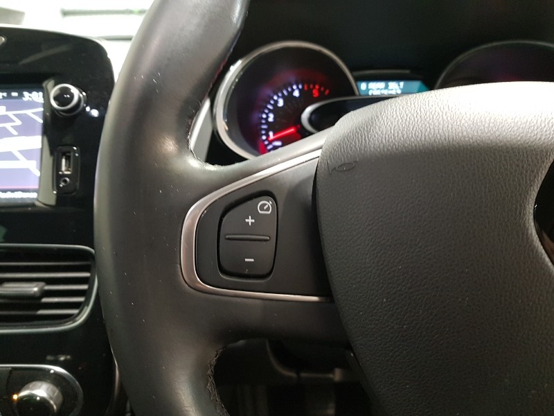 Used Renault Clio 2018 for sale - 77776672: Photo 14