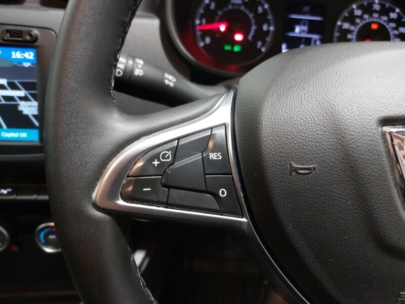 Used Dacia Duster 2018 for sale - 78155991: Photo 14