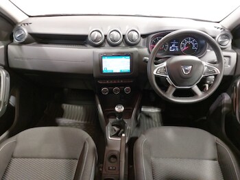 Used Dacia Duster 2018 for sale - 78155991: Photo