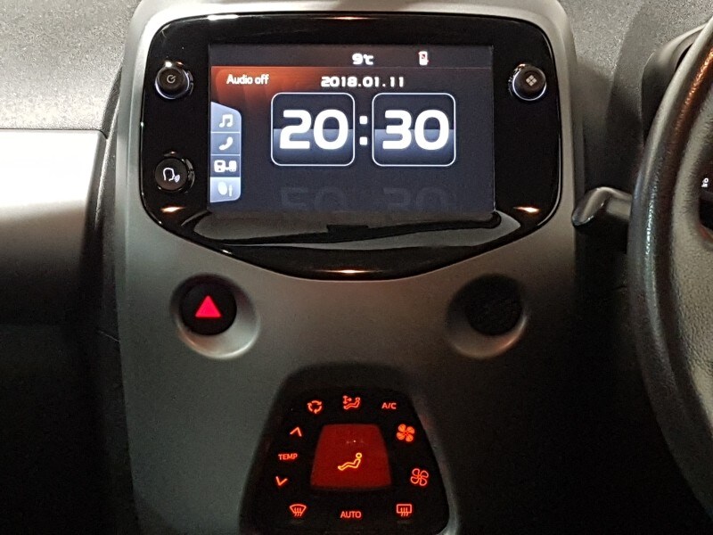 Used Toyota AYGO 2019 for sale - 78013135: Photo 11