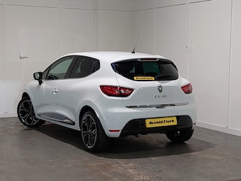 Used Renault Clio 2019 for sale - 79247327: Photo