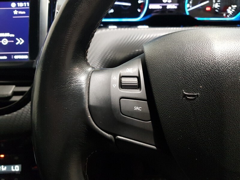 Used Peugeot 2008 2017 for sale - 77702170: Photo 14