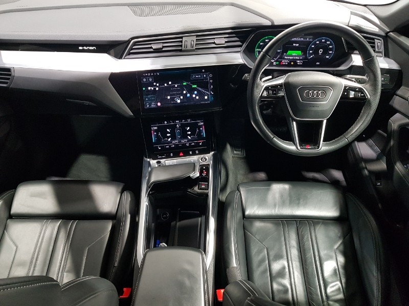 Used Audi e-tron 2022 for sale - 77644679: Photo 2