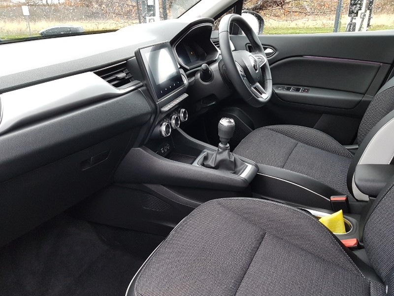 Used Renault Captur 2022 for sale - 76602685: Photo 5