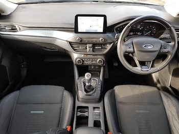Used Ford Focus 2019 for sale - 76383831: Photo